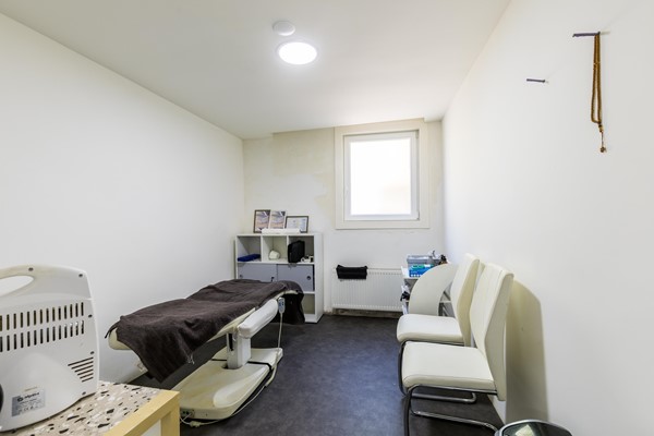 Medium property photo - Hilledijk 212A, 3074 GB Rotterdam